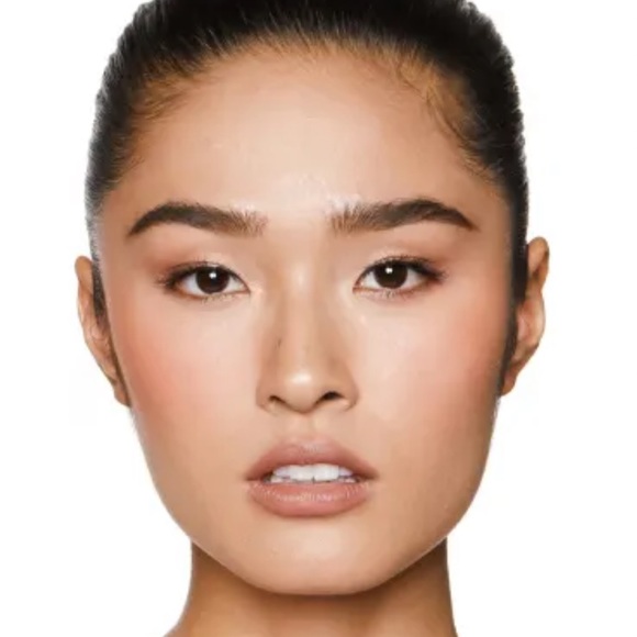 Charlotte Tilbury Chic To Chic Blush First Love - Picture 6 of 10